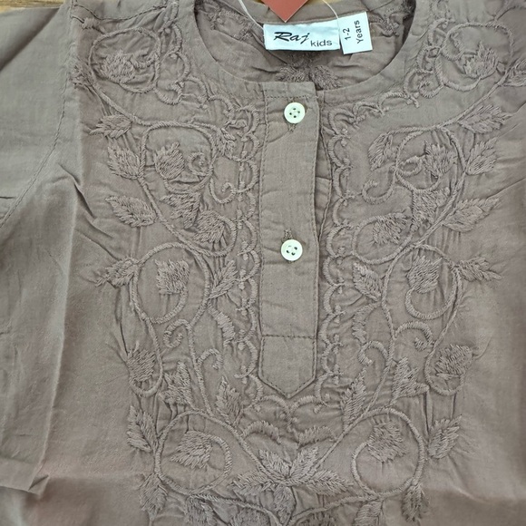 Raj Kids  Embroidered tunic Top - Picture 2 of 3